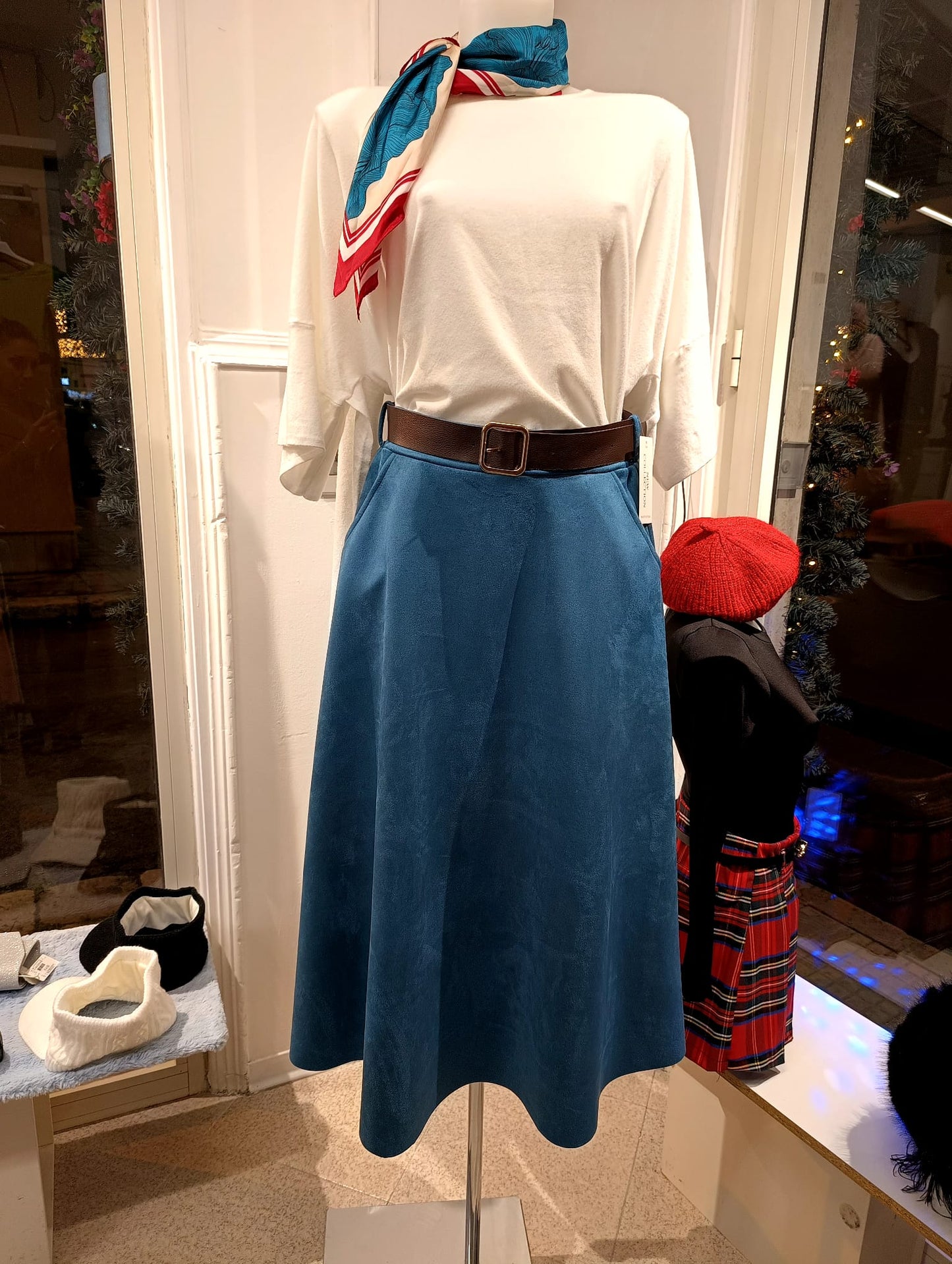 Gonnellone in simil nappa