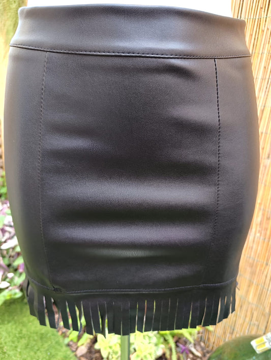 Mini in ecopelle bordeaux  e nera ragazza